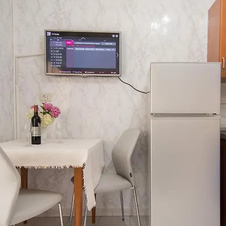 Palmic Apartment
