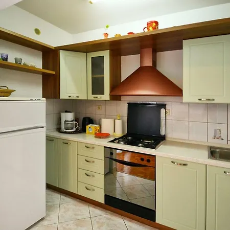 Apartment Palmic *